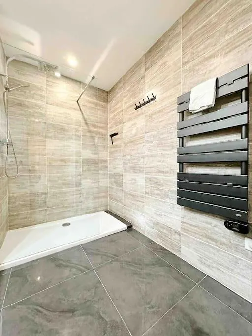Apartment Le Mas Des Oliviers : Apt 4 Prs, Piscine, Parking Antibes